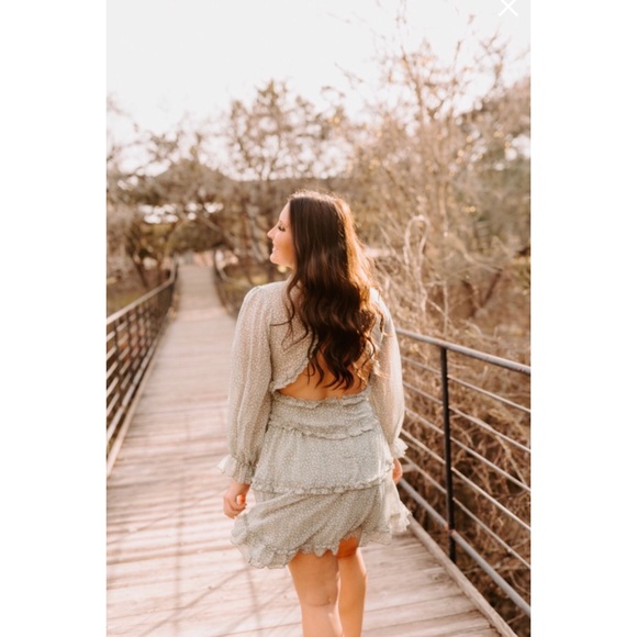 ASO Brittany Cartwright from Vanderpump Rules & TikTok Star Tinx Blue Mini Dress - Picture 9 of 17